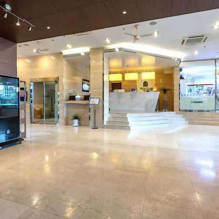 Benikea Starhills Hotel Buan Zewnętrze zdjęcie